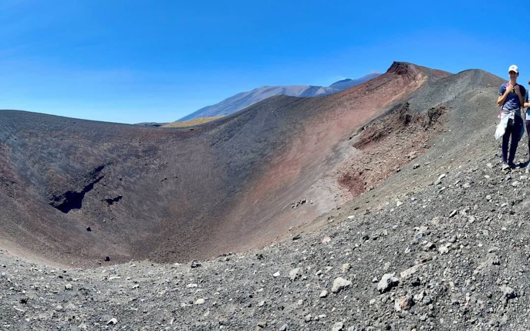 Etna – Escursione vulcanologica visita ai crateri del rift